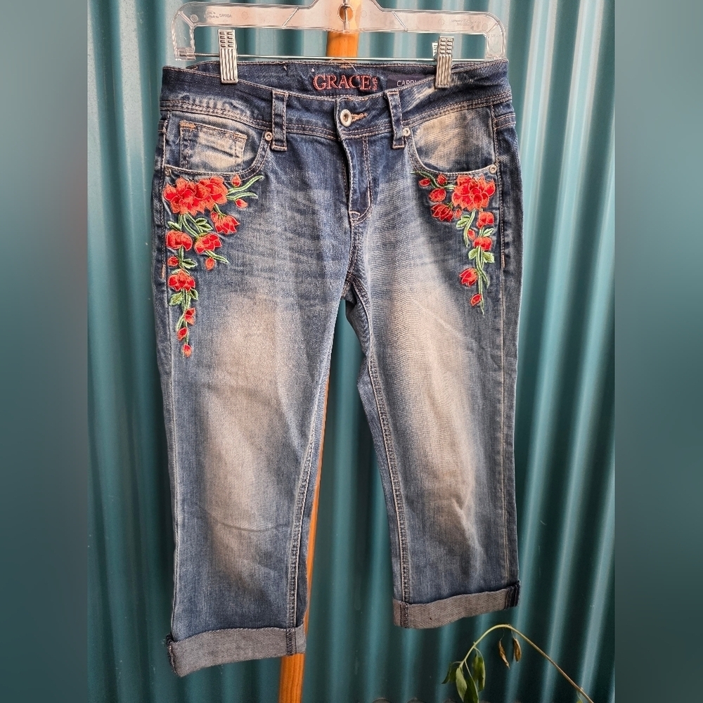 Grace Blue Jeans with Red Floral Embroidery Size 27